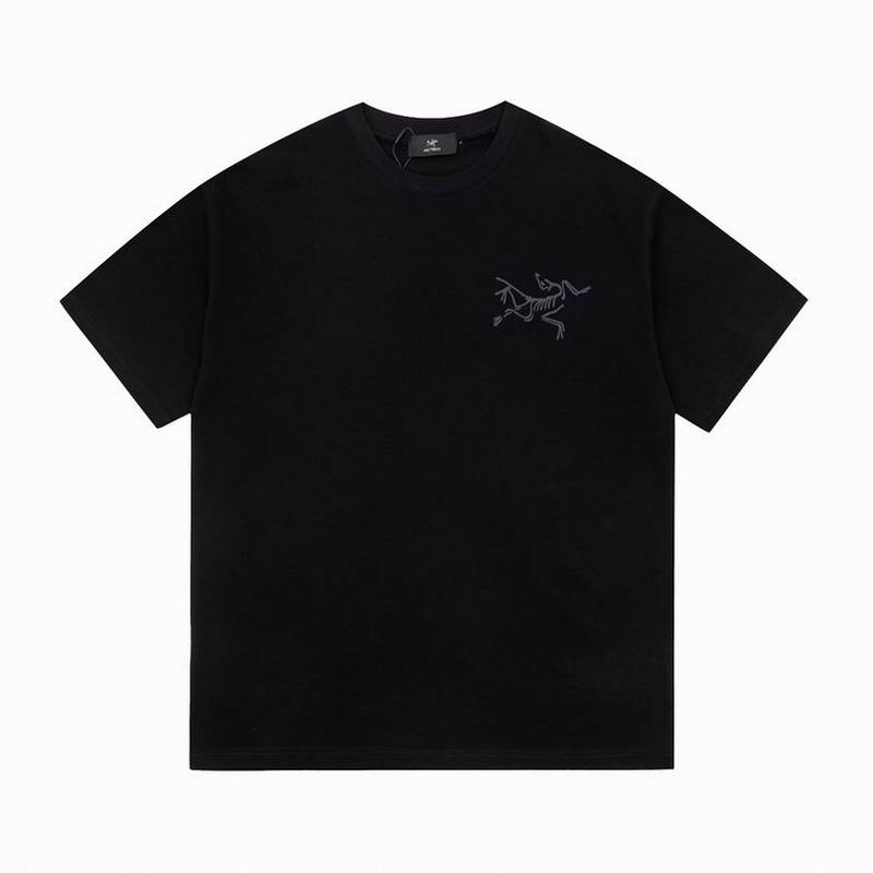 ARC'TERYX Men's T-shirts 104